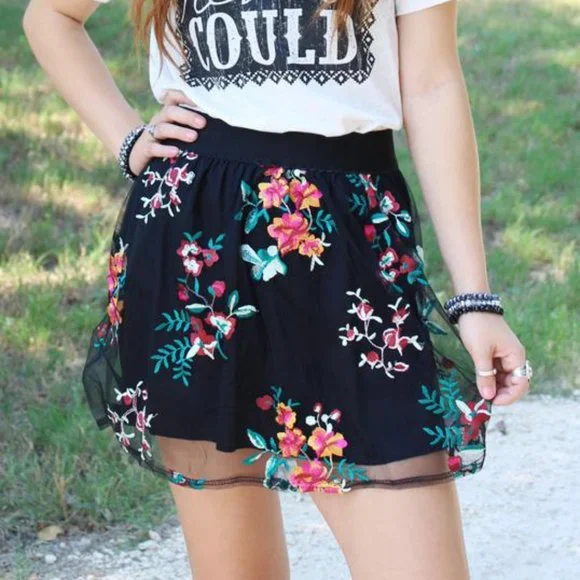 CrazyTrain - Floral Fleek Skirt - Picture 2 of 3